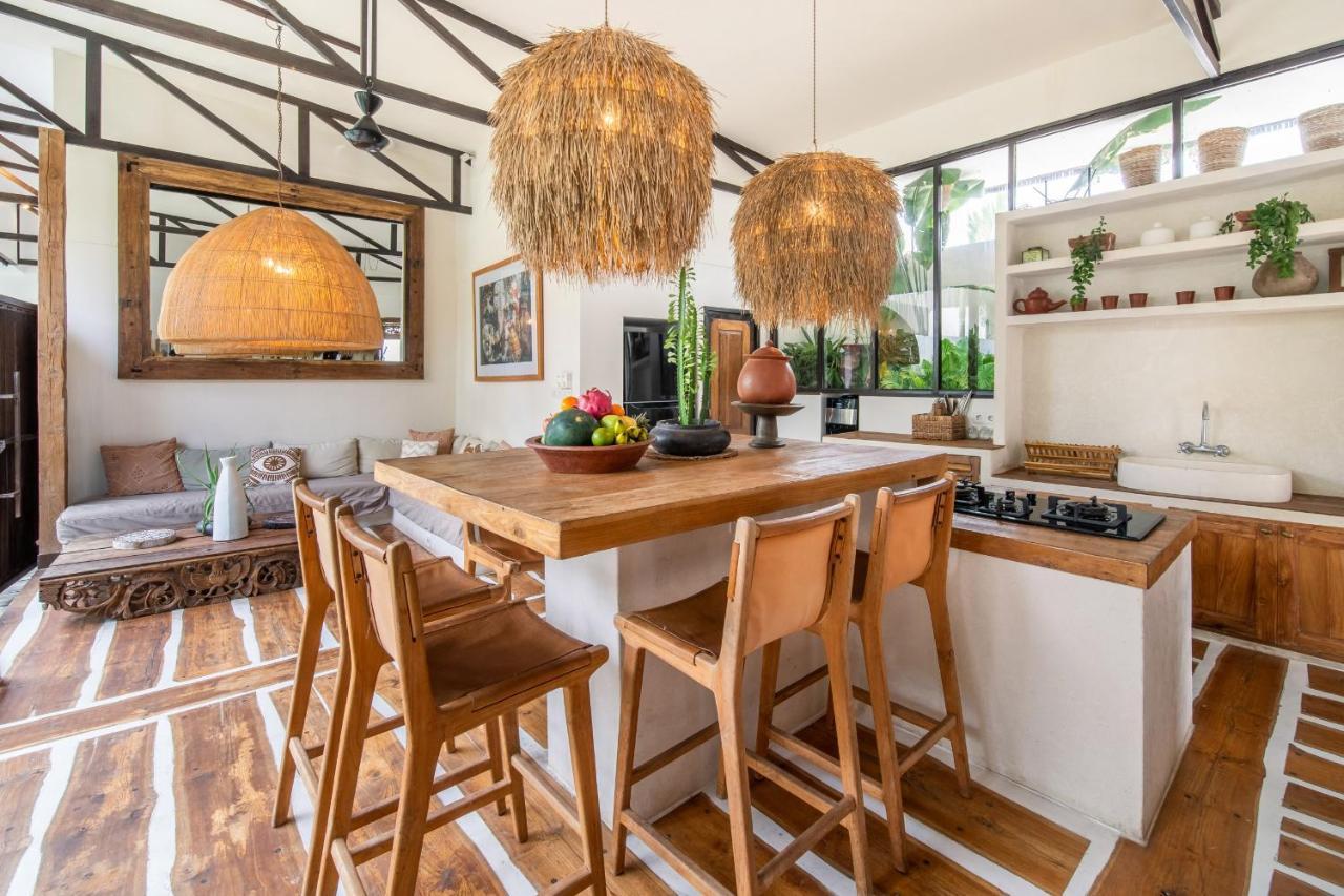 Villa Yogi Surf 2 Canggu Ngoại thất bức ảnh