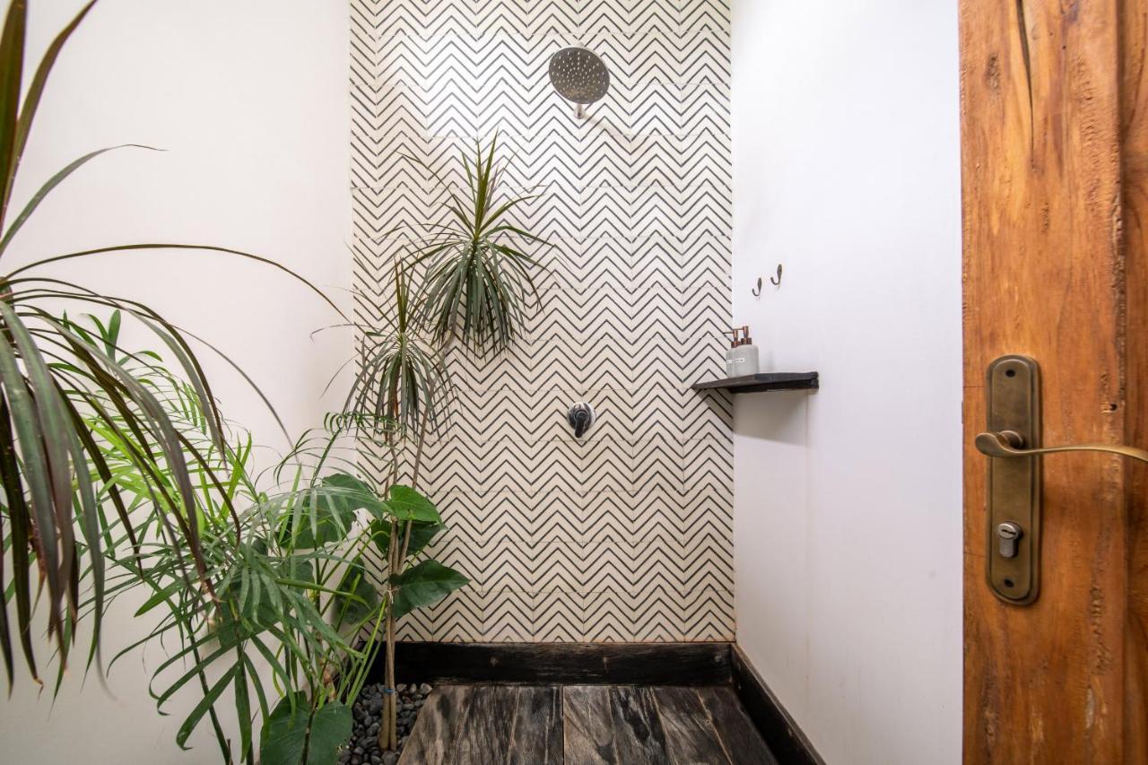Villa Yogi Surf 2 Canggu Ngoại thất bức ảnh