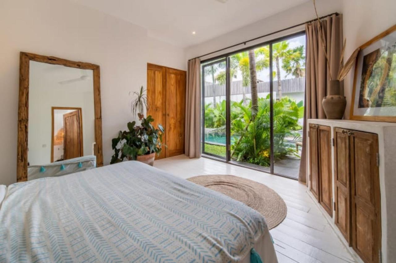 Villa Yogi Surf 2 Canggu Ngoại thất bức ảnh